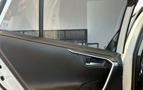 Toyota RAV4, 2024 год, 3 790 000 рублей, 20 фотография