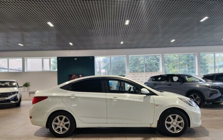 Hyundai Solaris II рестайлинг, 2013 год, 450 000 рублей, 8 фотография