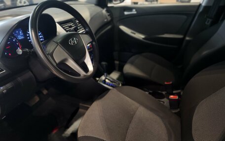 Hyundai Solaris II рестайлинг, 2013 год, 450 000 рублей, 14 фотография