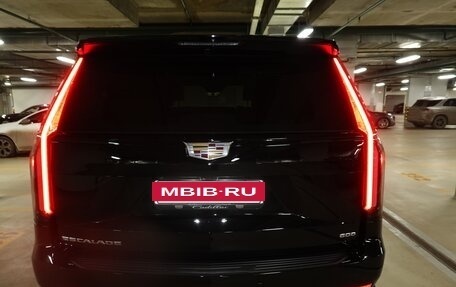 Cadillac Escalade V, 2023 год, 12 490 000 рублей, 10 фотография