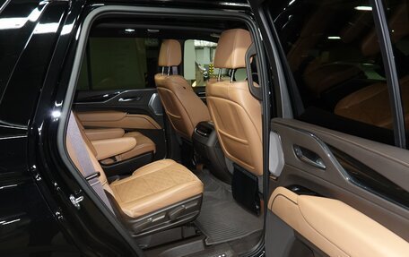 Cadillac Escalade V, 2023 год, 12 490 000 рублей, 19 фотография