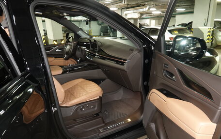 Cadillac Escalade V, 2023 год, 12 490 000 рублей, 18 фотография