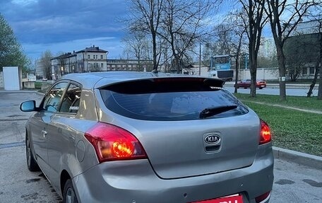KIA cee'd I рестайлинг, 2011 год, 690 000 рублей, 2 фотография