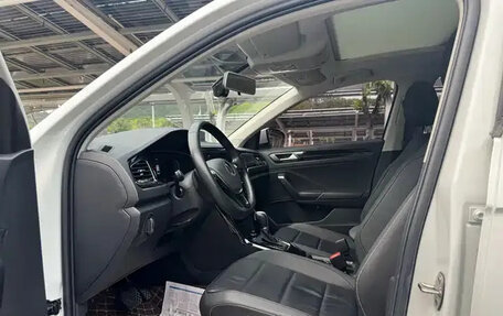 Volkswagen T-Roc I, 2022 год, 2 050 007 рублей, 8 фотография