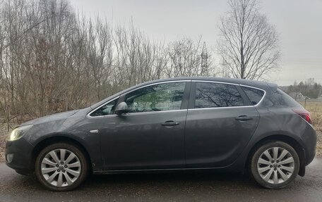 Opel Astra J, 2011 год, 510 000 рублей, 9 фотография