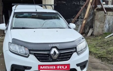 Renault Logan II, 2016 год, 455 000 рублей, 2 фотография