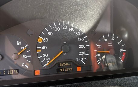 Mercedes-Benz C-Класс, 1997 год, 470 000 рублей, 15 фотография