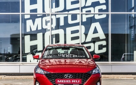 Hyundai Solaris II рестайлинг, 2021 год, 1 350 000 рублей, 3 фотография