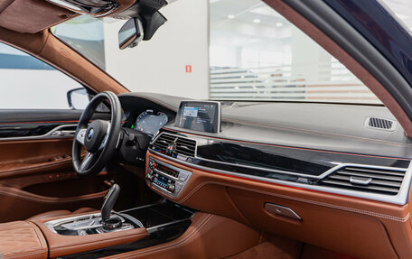 BMW 7 серия, 2021 год, 10 100 000 рублей, 9 фотография