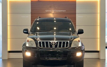 Toyota Land Cruiser Prado 120 рестайлинг, 2006 год, 2 149 000 рублей, 2 фотография