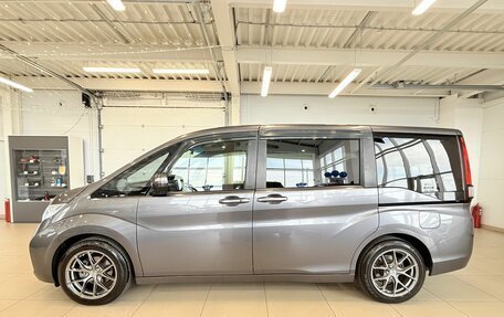 Honda Stepwgn IV, 2018 год, 1 799 900 рублей, 3 фотография