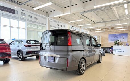 Honda Stepwgn IV, 2018 год, 1 799 900 рублей, 6 фотография