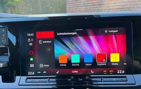 Volkswagen Multivan, 2025 год, 9 490 000 рублей, 14 фотография