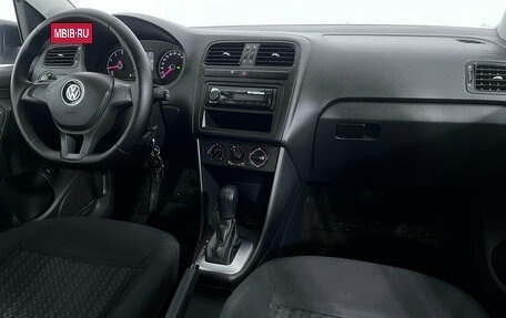 Volkswagen Polo VI (EU Market), 2017 год, 1 199 000 рублей, 9 фотография