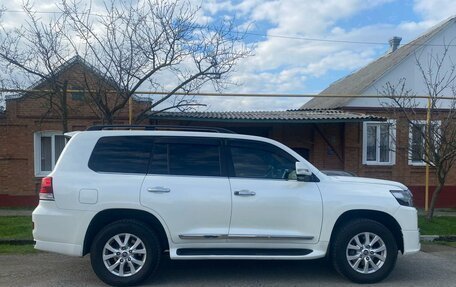 Toyota Land Cruiser 200, 2016 год, 3 950 000 рублей, 3 фотография