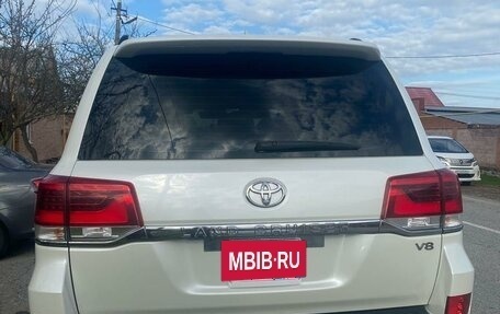 Toyota Land Cruiser 200, 2016 год, 3 950 000 рублей, 4 фотография