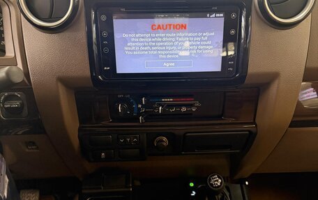 Toyota Land Cruiser 70, 2022 год, 7 300 000 рублей, 6 фотография