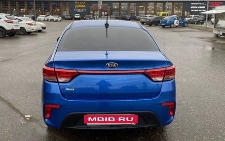 KIA Rio IV, 2017 год, 1 250 000 рублей, 2 фотография