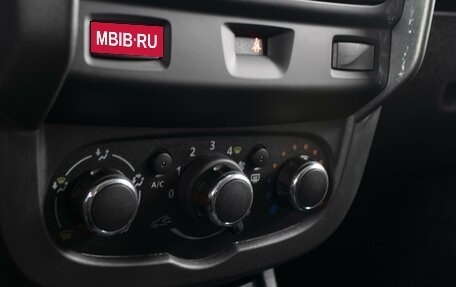 Renault Duster I рестайлинг, 2018 год, 1 430 000 рублей, 14 фотография