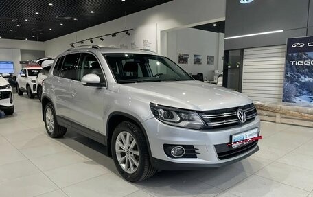 Volkswagen Tiguan I, 2011 год, 1 549 000 рублей, 3 фотография