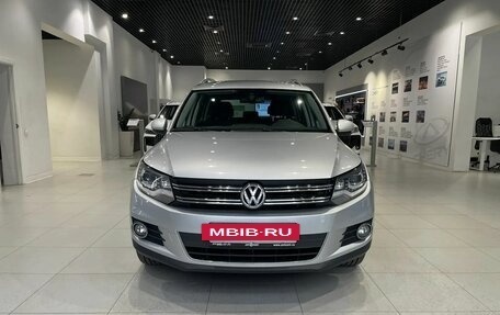 Volkswagen Tiguan I, 2011 год, 1 549 000 рублей, 2 фотография