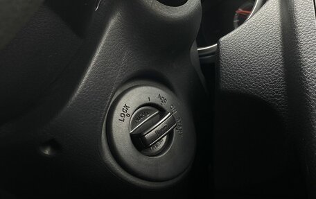 Nissan Tiida, 2012 год, 999 000 рублей, 16 фотография