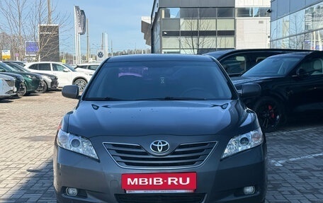 Toyota Camry, 2008 год, 979 000 рублей, 2 фотография