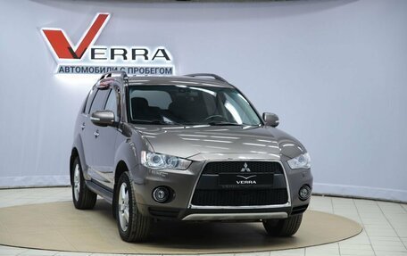 Mitsubishi Outlander III рестайлинг 3, 2011 год, 1 490 000 рублей, 3 фотография
