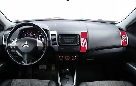 Mitsubishi Outlander III рестайлинг 3, 2011 год, 1 490 000 рублей, 12 фотография