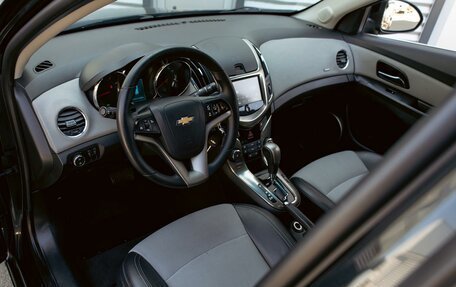 Chevrolet Cruze II, 2013 год, 895 000 рублей, 13 фотография