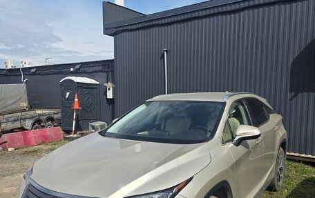 Lexus RX IV рестайлинг, 2017 год, 4 500 000 рублей, 2 фотография