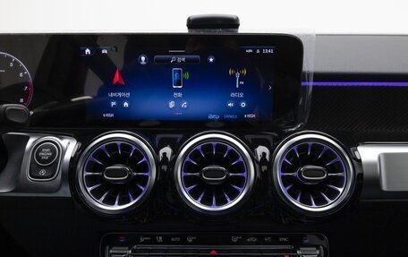 Mercedes-Benz GLB AMG, 2025 год, 6 320 000 рублей, 13 фотография