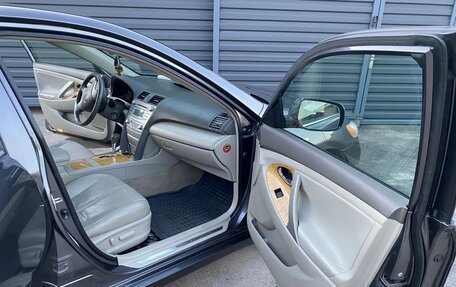 Toyota Camry, 2007 год, 970 000 рублей, 8 фотография