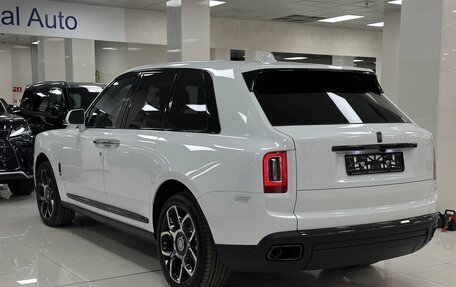 Rolls-Royce Cullinan, 2023 год, 43 000 000 рублей, 7 фотография