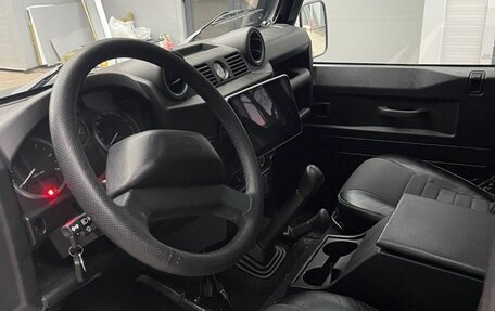 Land Rover Defender I, 2010 год, 4 800 000 рублей, 3 фотография