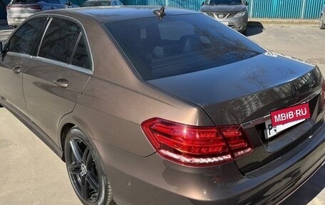 Mercedes-Benz E-Класс, 2014 год, 2 100 000 рублей, 3 фотография