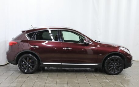 Infiniti QX50 I рестайлинг, 2017 год, 2 099 000 рублей, 7 фотография