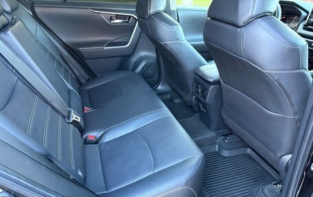 Toyota RAV4, 2022 год, 4 300 000 рублей, 13 фотография