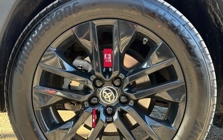 Toyota RAV4, 2022 год, 4 300 000 рублей, 7 фотография