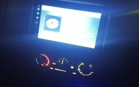 Mazda Familia, 1998 год, 200 000 рублей, 3 фотография