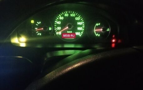 Mazda Familia, 1998 год, 200 000 рублей, 2 фотография