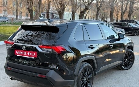 Toyota RAV4, 2022 год, 4 300 000 рублей, 30 фотография