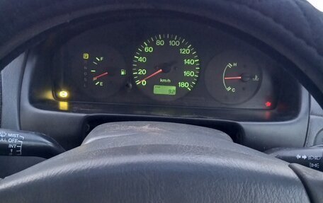 Mazda Familia, 1998 год, 200 000 рублей, 21 фотография