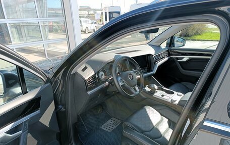 Volkswagen Touareg III, 2018 год, 4 701 000 рублей, 13 фотография