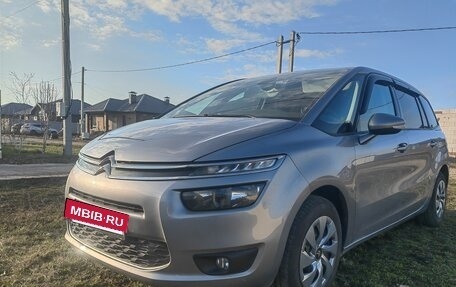 Citroen C4 Picasso II рестайлинг, 2017 год, 1 500 000 рублей, 4 фотография