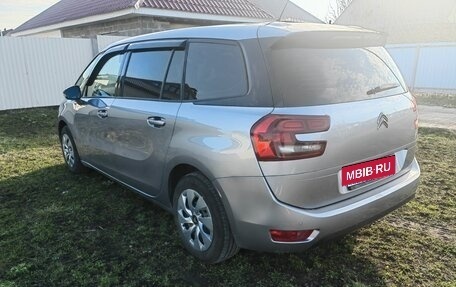 Citroen C4 Picasso II рестайлинг, 2017 год, 1 500 000 рублей, 10 фотография