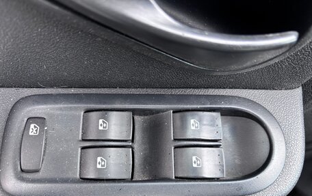 Renault Duster I рестайлинг, 2012 год, 910 000 рублей, 12 фотография