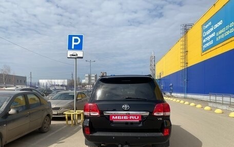 Toyota Land Cruiser 200, 2009 год, 2 900 000 рублей, 3 фотография