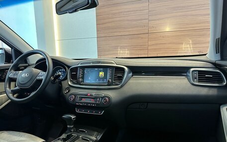 KIA Sorento III Prime рестайлинг, 2018 год, 2 890 000 рублей, 11 фотография