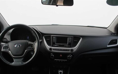 Hyundai Solaris II рестайлинг, 2018 год, 1 445 000 рублей, 15 фотография